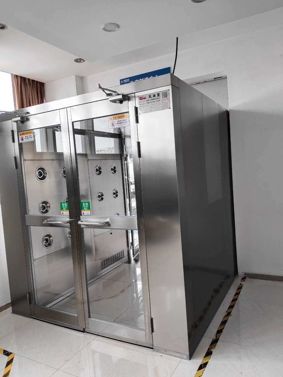 臨沂風(fēng)淋門